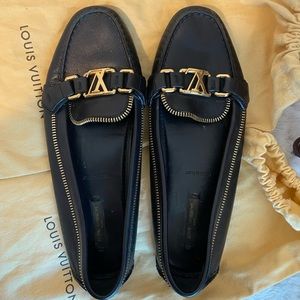 Louis Vuitton leather black flats loafers moccasin shoes for women size 38